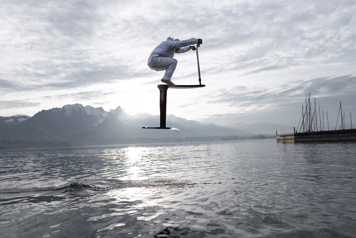 Foil Scoot: Revolutionize Your Water Riding Experience – Foil Scooter